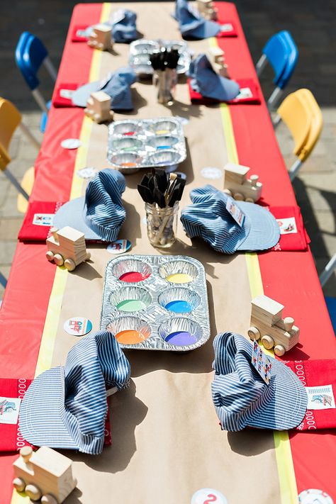 Train Party Ideas, Cardboard Train, Train Theme Party, Train Birthday Theme, Thomas Train Birthday, Birthday Grandson, Train Theme Birthday Party, Thomas Birthday Parties, Thomas The Train Birthday Party