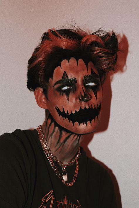 Men’s Scary Clown Makeup, Halloween Make Up For Guys, Cool Halloween Makeup For Guys, Skeleton Makeup Guy Easy, Skeleton Face Makeup Man, Clown Makeup Ideas Men, Clown Makeup On Men, Men Pumpkin Makeup, Men Scary Makeup