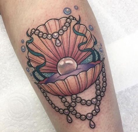 Pearl Tattoo, Tropical Tattoo, Seashell Tattoos, Shell Tattoos, Sea Tattoo, 디즈니 캐릭터, Inspiration Tattoos, Disney Tattoo, Mermaid Tattoo