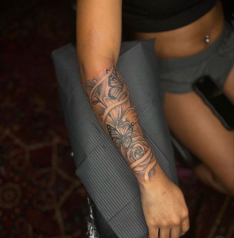 Arm Tattoos Black, Memorial Tattoo Ideas, Half Sleeve Tattoos Forearm, Arm Sleeve Tattoos For Women, Cute Tattoos On Wrist, Hand Tattoos For Girls, Cute Hand Tattoos, Pretty Hand Tattoos, Girls With Tattoos