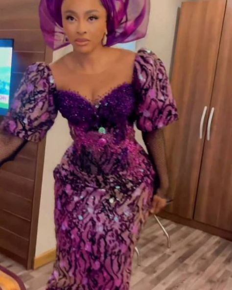 Ankara Agbada Styles For Women, Latest Lace Styles, Asoebi Lace Styles, Simple Dress Styles, Nigerian Fashion Designers, Casual Gowns, Aso Ebi Lace Styles, Ankara Dress Designs, African Traditional Wedding Dress