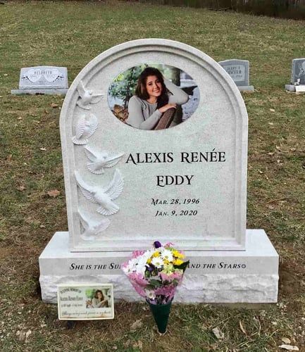 Flat Headstones, Headstone Ideas, Grave Monuments, Grave Headstones, Grave Stone, Gravesite Decorations, Grave Stones, Stone Ideas, Scenic Pictures