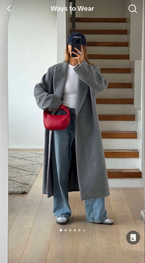 Grey Coat Outfit, Adidas Samba Outfit, Ny Outfits, Samba Outfit, Skandinavian Fashion, Chique Outfits, Winter Fashion Outfits Casual, Uni Outfits, Grey Coat