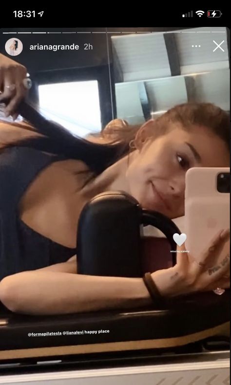 Ariana Grande broke her selfie hiatus with a stunning no-makeup workout pic- CosmopolitanUK Zero Makeup, Ariana Grande Makeup, Ariana Instagram, Ariana Grande Cute, Ariana Grande Photoshoot, Ariana Grande Photos, Ariana Grande Pictures, Ariana G, Eternal Sunshine