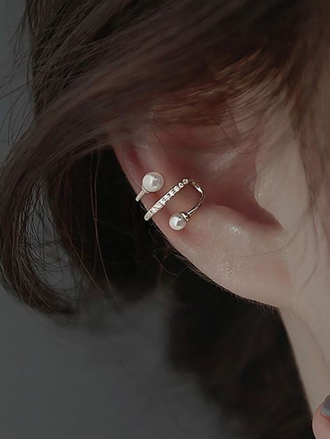 Silver Fashionable Collar  Copper   Embellished   Fashion Jewelry Earrings Artificial, Pearl Ear Cuff, Cartilage Ear Cuff, Fake Earrings, Ear Cuff Earrings, Luxe Boutique, Embellished Fashion, Piercings For Girls, Fake Piercing