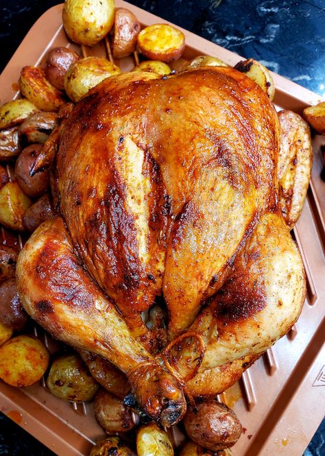 Roasted Chicken Aesthetic, Ayam Bakar Aesthetic, Chicken Aesthetic Food, Pink Penthouse, Oven Roasted Whole Chicken, Meals Gluten Free, Cookie Gluten Free, Roasted Whole Chicken, Whole Fish Recipes