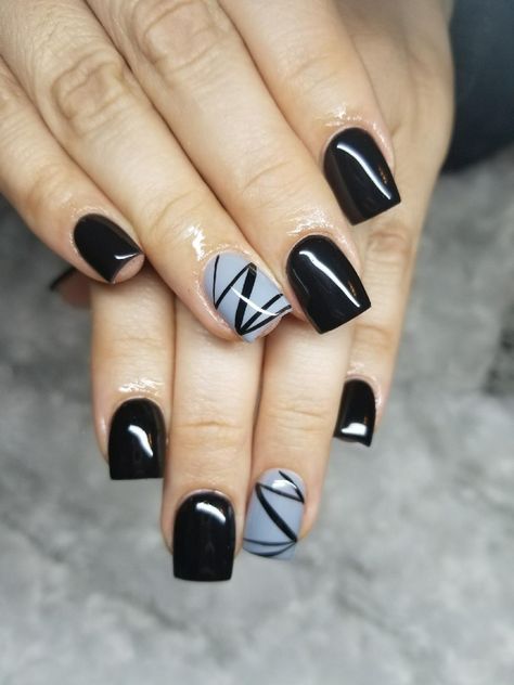 Black And Gray Nail Designs Simple, Black And White Dip Nail Designs, Black Nails Short Simple, Gray And Black Nails, Black Gel Nail Designs, Black Shellac Nails, Short Black Nails, Black Shellac, Fingernails Painted