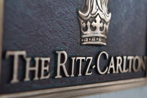 Ritz-Carlton Founder Reveals Secrets For Success Bad Customer Service, Loan Money, Ritz Carlton Hotel, Mark Twain Quotes, Hotel Industry, Small Business Loans, Hotel Branding, The Ritz Carlton, Business Loans