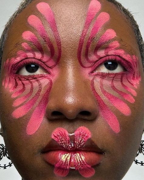 To Pin • Instagram Graphic Liner Editorial, Creative Art Makeup Looks, Experimental Makeup Looks, Creative Makeup Looks Colorful, Pink Face Makeup, Crazy Makeup Looks Creative, Creative Makeup Looks Inspiration, Graphic Makeup Looks, Editorial Makeup Looks