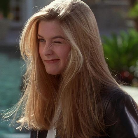 Cher Hair, Clueless Aesthetic, Clueless Cher, Clueless 1995, How To Have Style, Cher Clueless, Style Année 90, Cher Horowitz, Alicia Silverstone