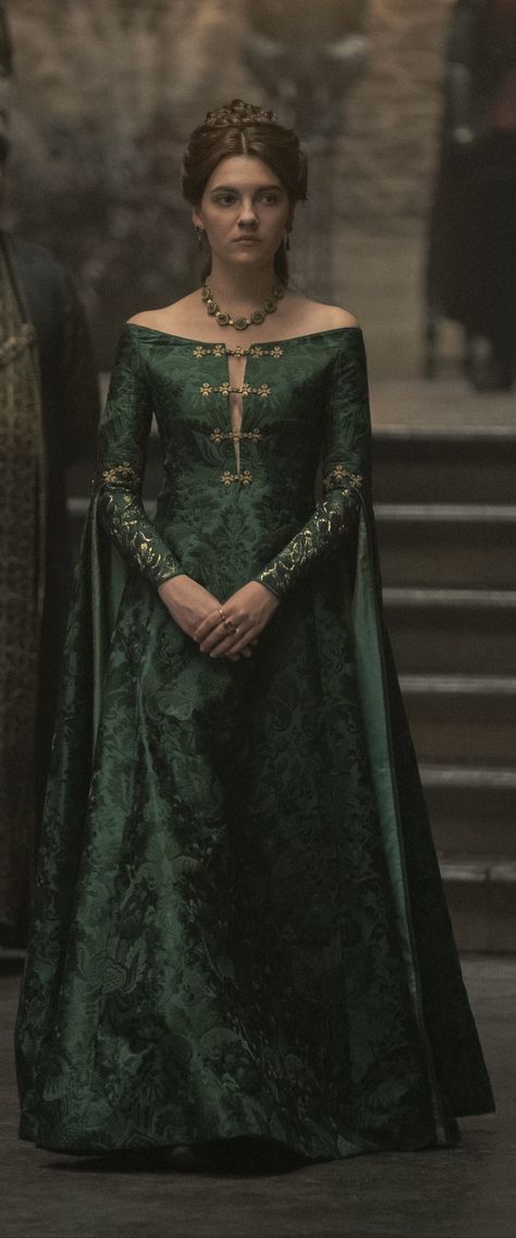 Green Medieval Dress, House Hightower, Game Of Thrones Dress, Game Of Thrones Outfits, Best Costumes, Medieval Gown, Alicent Hightower, Gra O Tron, Fantasy Dresses