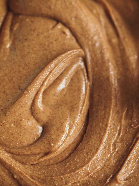 How To Make Easy and Healthy Almond Butter Almond Butter Aesthetic, Almond Aesthetic, Butter Aesthetic, Winter Arc, Sugar Recipes, Ginger Spice, Low Sugar Recipes, Butter Spread, Raw Almonds