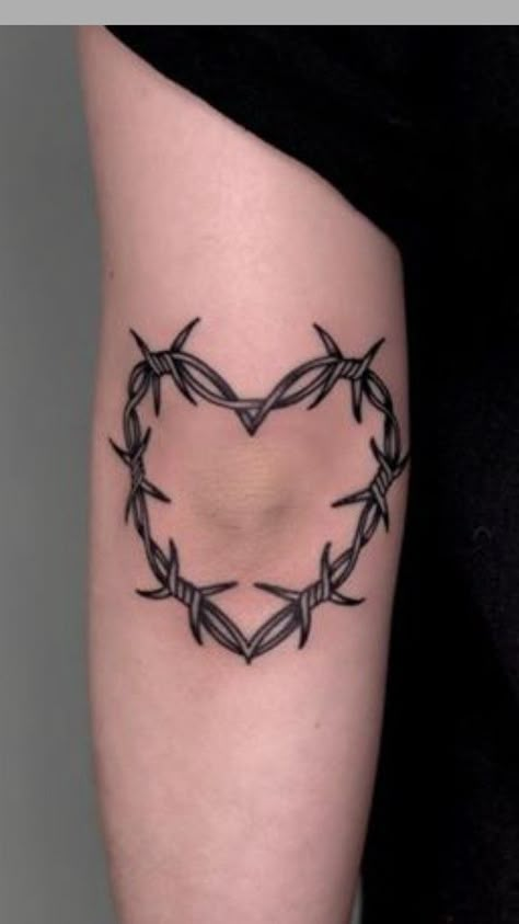 Barbwire Heart Tattoo Elbow, Mom Barbed Wire Heart Tattoo, Bar Wire Heart Tattoo, Barb Wire Heart Tattoo Knee, Barbed Wire Heart Tattoo Elbow, Barber Wire Heart Tattoo, Barbed Wire Heart Tattoo Knee, Heart Cobweb Tattoo, Barbwire Tattoo Womens