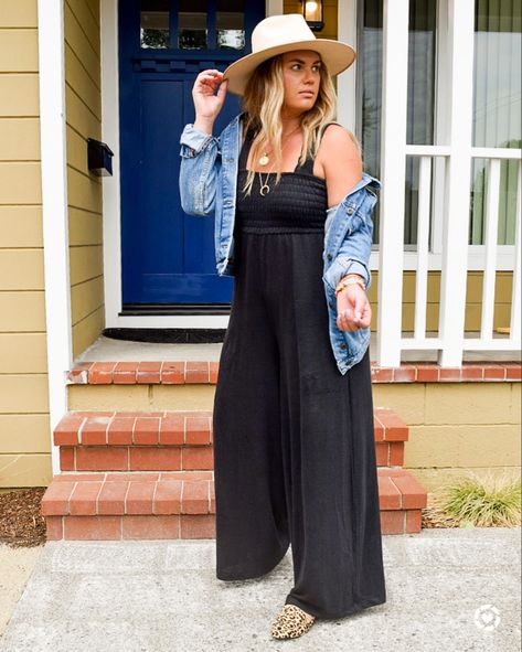 Easy Summer Outfits Midsize, Jumpsuit Outfit Midsize, Curvy Jumpsuit Outfit, Midsize Jumpsuit Outfit, Wide Leg Jumpsuit Outfit, Wide Leg Jumper, Spring Work Outfits, Leopard Flats, Jumpsuit Outfit