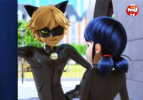 Aka and Ladybug — Miraculous: Tales of Ladybug and Cat Noir Adrien... Orochimaru Wallpapers, Ladybug E Catnoir, Catnoir And Ladybug, Ladybug And Cat Noir, Ladybug Movie, Ladybug Wallpaper, Miraculous Ladybug Oc, Disney Characters Videos, Miraculous Wallpaper