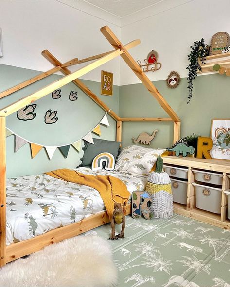 Toddler Boy Bedroom Ideas, Toddler Boy Bedroom, Boy Bedroom Ideas, Dinosaur Bedding, Boys Bedroom Ideas, Toddler Boy Room Decor, Dinosaur Bedroom, Boy Toddler Bedroom, Dinosaur Dinosaur