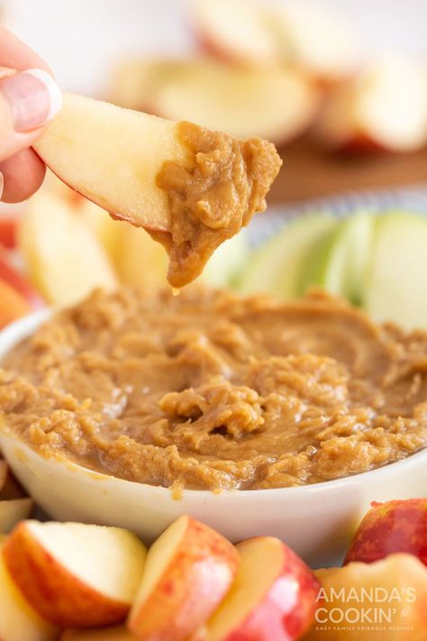 Best Beach Snacks, Peanut Butter Apple Dip, Peanut Butter Apple, Pineapple Dream Dessert, Peanut Butter Dip, Crazy For Crust, Blueberry Breakfast Cake, Sliced Apples, Chocolate Lasagna