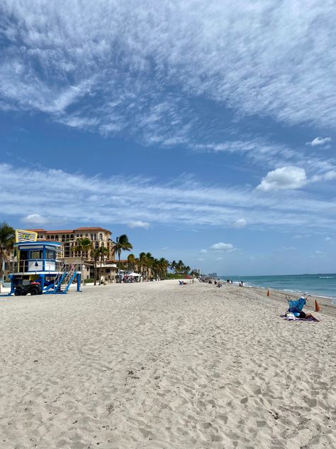 📍Hollywood Beach Hollywood Beach, Photography Inspo, Miami, Florida, Hollywood, Water, Photography, Travel