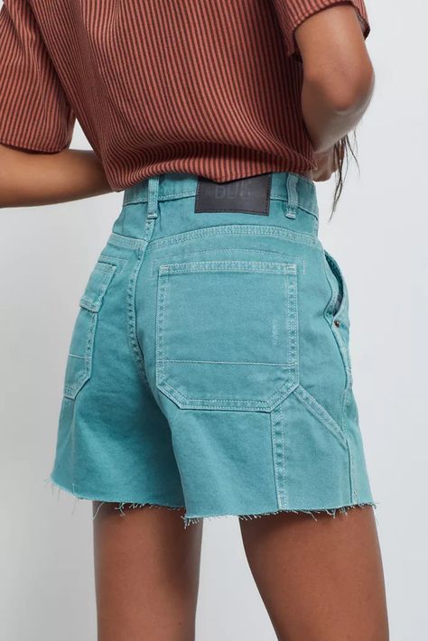 Sale | Urban Outfitters Carpenter Shorts, Cutoff Shorts, Mode Inspo, Cut Off Shorts, Look Cool, Fashion Inspo Outfits, Dress To Impress, Chic Style, Urban Outfitters