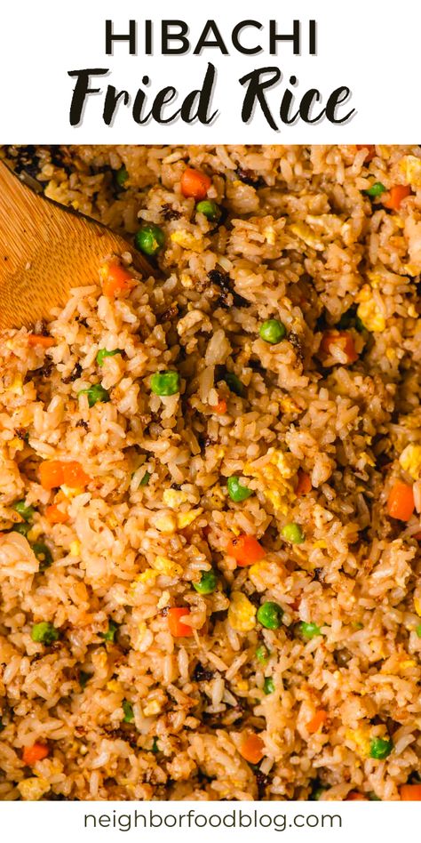 Habatchi Recipe, Best Fried Rice Recipe, Hibachi Fried Rice, Hibachi Recipes, Steak And Rice, Fried Rice Recipe Easy, Chicken Fried Rice Recipe, Steak And Shrimp, Dinner Recipes For Family