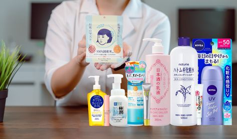 Skincare To Buy, Best Japanese Skincare Products, Pretty Hacks, Night Face Routine, Japanese Skincare Products, Diy Makeup Foundation, Japanese Skincare Routine, Japan Skincare, Best Japanese Skincare