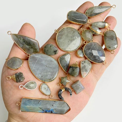 Natural Labradorite Stone Charm Pendant Gem Labradorite Pendants for Diy Jewelry Making Necklace Earring Accessories, Jewelry Making Necklace, Labradorite Jewelry, Labradorite Pendant, Labradorite Stone, Diy Jewelry Making, Accessories Earrings, Semiprecious Stones, Charm Pendant