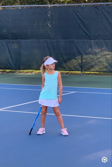 Girls Tennis Outfits, Kids Tennis Outfit, Kids Tennis Clothes, Sports Day Outfit, Girl Tennis Outfit, Litle Girls, Tennis Outfits, Kids Tennis, European Girls