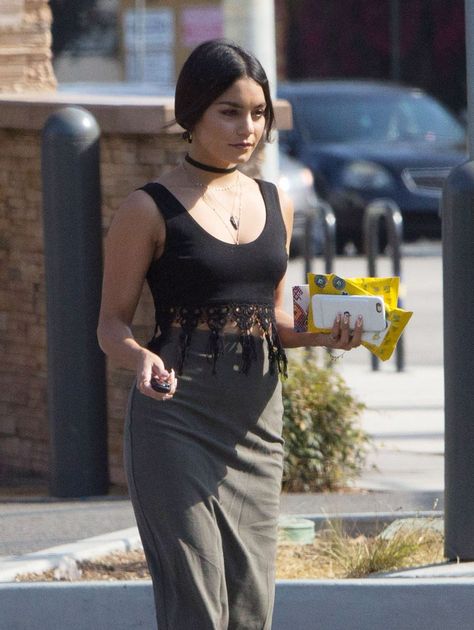 Imagen insertada Vanessa Hudgens Outfits, Estilo Vanessa Hudgens, Vanessa Hudgens Style, Cough Drops, Estilo Hippie, Vanessa Hudgens, Style Crush, Looks Vintage, Outfits Casuales