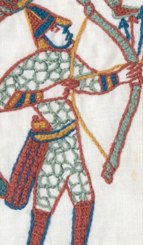 Chain Link Bayeaux Tapestry, Viking Embroidery, Medieval Embroidery, Medieval Artwork, Bayeux Tapestry, Medieval Tapestry, Historical Artwork, Bow And Arrow, Medieval Manuscript