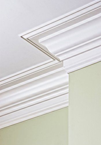 Types Of Crown Molding, Easy Crown Molding, Moulding Ideas, Crown Molding Installation, Diy Crown Molding, Baseboard Styles, Baseboard Molding, White Molding, Crown Moldings