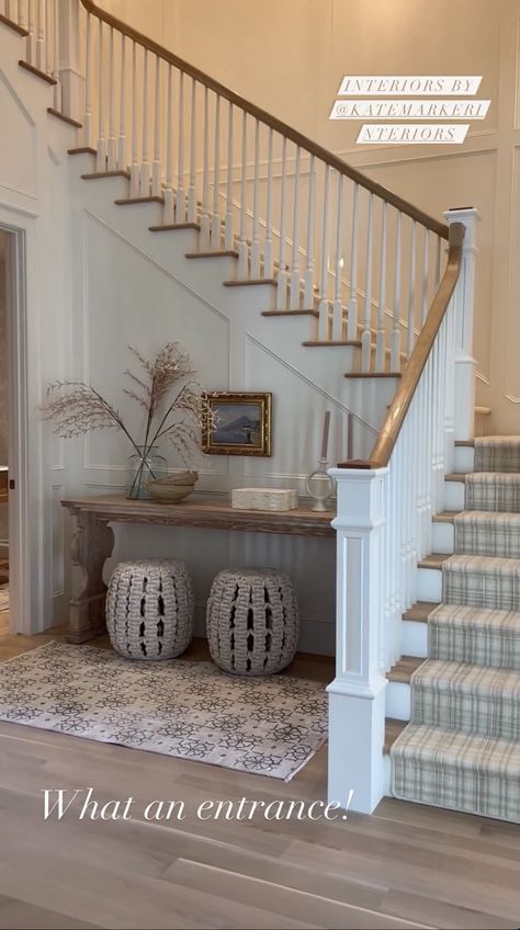 2 Story Entryway Ideas, Small Hall Stairs And Landing Decor, Entryway With Stairs, Underneath Stairs, Foyer With Staircase, Stair Landing Ideas, Staircase Runners, Warm Transitional, Entrance Idea