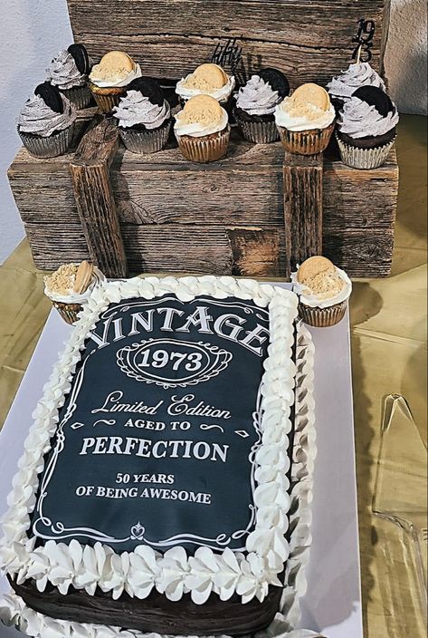 Vintage Men Birthday Party Ideas, 50th Birthday Man Party Ideas, Vintage Theme Birthday Party For Men, 50th Birthday Party Ideas For Men Cake, 50 Birthday Ideas For Men Decoration, Dads 50th Birthday Ideas, Mens Birthday Party Centerpieces, 60th Birthday Party Themes, 50th Birthday Cakes For Men