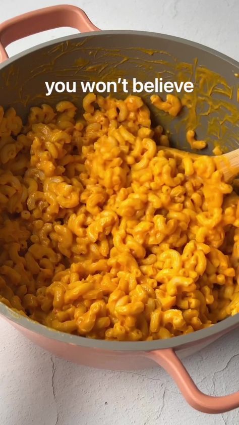 A FOODIE has shared how she makes tasty mac ‘n’ cheese with six hidden vegetables in at, and even the fussiest kids will never know. The grub looks so tasty that even adults are saying they’re going to make some for themselves. The recipe was shared on Instagram by author and cook Carleigh Bodrug, who […] Hidden Veggie Mac And Cheese, Veggie Mac And Cheese, Vegan Recipes Beginner, Hidden Veggies, Mac N Cheese, Vegan Foods, Allergy Friendly, Recipes For Beginners, Vegan Dishes