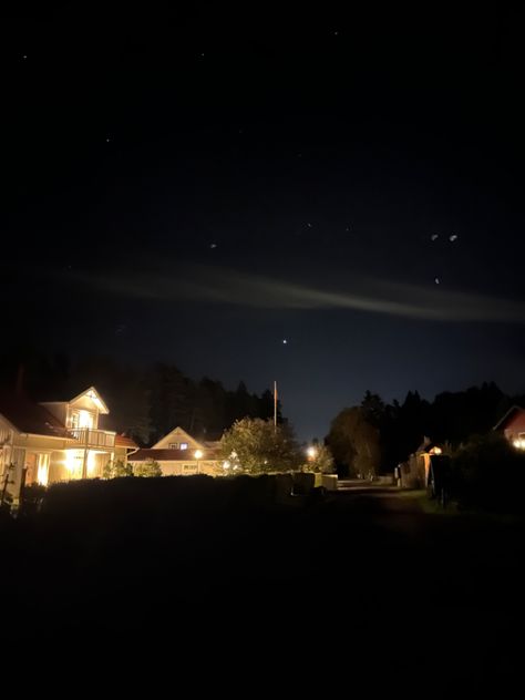 Houses ~ night ~ walks ~ stars ~ neighborhood Night Neighborhood Aesthetic, Suburban Aesthetic, Sky Walk, House Star, Night Walks, House Backyard, Sleepover Ideas, Night Scenery, Dark Skies