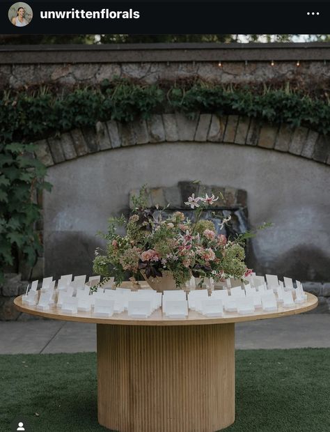 Round Wedding Tables, Wedding Flower Trends, Wedding Elements, Portugal Wedding, Chalkboard Wedding, Garden Party Wedding, Wedding Rentals, Wedding Mood Board, Wedding Mood