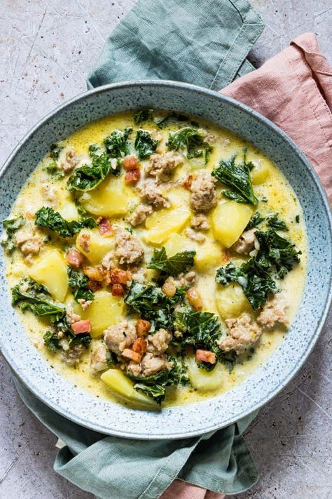 Zuppa Toscana Soup Olive Garden, Whole30 Soup Recipes, Toscana Recipe, Sausage Soup Recipes, Zuppa Toscana Soup, Toscana Soup, Best Paleo Recipes, Comfort Soup Recipes, Hearty Comfort Food