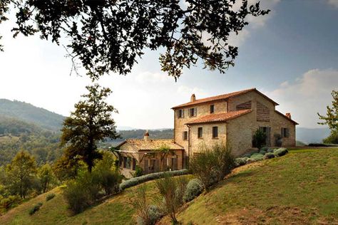 Luxury villa in Italy with breathtaking views Mediterranean Farmhouse Exterior, Rustic Mediterranean Farmhouse, Tuscan Style Architecture, Italian Country House, Mediterranean Farmhouse, Italian Country, Italian Farmhouse, Farmhouse Exterior Design, Villas In Italy