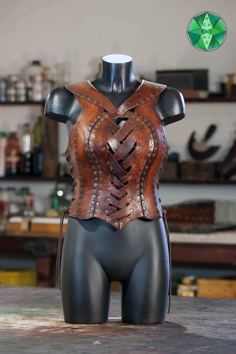 Armour Corset, Armor Corset, Female Armour, Leather Bodice, Leather Armour, Womens Costumes, Larp Armor, Female Armor, Cosplay Armor