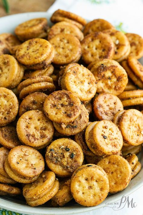 Ritz Bits, Snack Crackers, Snack Mix Recipes, Summer Corn, Lake Food Ideas Summer, Boat Food, Lake Food Ideas, Food Ideas Summer, Cracker Snacks