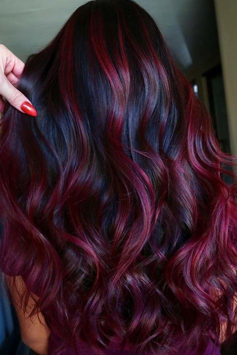 Plum Hair Color Ideas, Plum Hair Color, Pelo Color Vino, Dark Red Hair Color, Hair Color Plum, Plum Hair, Wine Hair, Hair Color Burgundy, Dark Red Hair