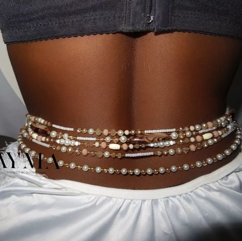 Belly Chain Black Women, Pearl Waist Beads, Yatch Week, Crystal Waist Beads, Body Jewelry Diy, Hip Jewelry, Waist Beads African, Beads Waist, African Waist Beads