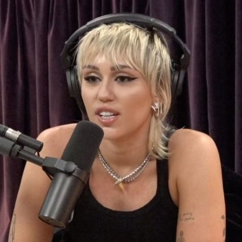 Miley Cyrus Tells Joe Rogan About Her Head Injury on Podcast Miley Cyrus Hair, Opal Hair, Mullet Haircut, Punk Hair, Mullet Hairstyle Women, Joe Rogan, Bridal Hair Clip, Hairstyle Women, Mullet Hairstyle