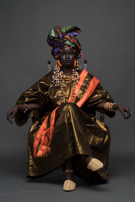 Khoudia Diop is a Senegalese Queen in stunning photoshoot African Theme, African Royalty, Queen Aesthetic, Black Femininity, African Queen, Australian Models, Shooting Photo, African Culture, African Beauty