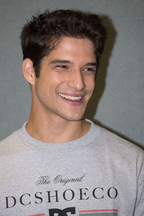 Scott Teen Wolf, Tyler Garcia Posey, Tyler Posey Teen Wolf, Teen Wolf Scott, Robbie Amell, Teen Wolf Mtv, Teen Wolf Cast, Tyler Posey