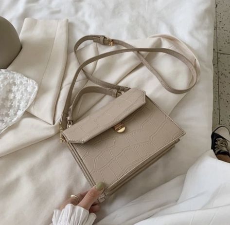 Image in BAGS collection by 𝚉𝙾𝙴 on We Heart It Cross Bags For Women, White Shoulder Bags, White Crossbody Bag, Small Messenger Bag, Trendy Shoulder Bag, Crossbody Bags For Women, Small Handbag, Cross Bag, Small Handbags