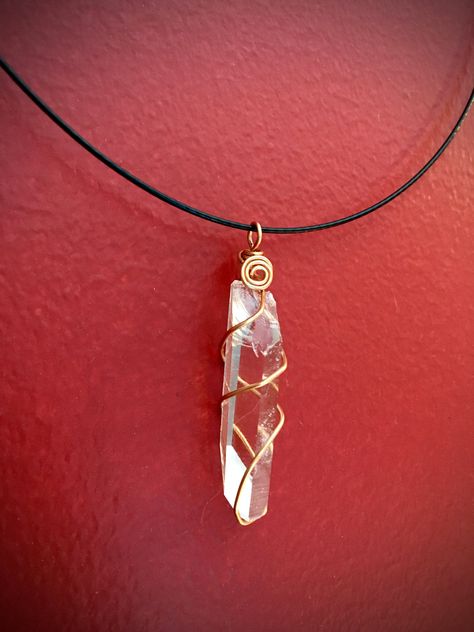 Wrapping Crystals, Wire Choker, Wire Wrap Jewelry Designs, Wire Wrapped Crystal, Wrapped Crystal, Wire Jewelry Designs, Crystal Jewellery, Red Clay, Hippie Jewelry