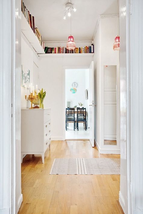 11 Ways To Make Big Space In Your Small Bedroom • One Brick At A Time Ceiling Shelves, Apartment Entryway, Hallway Storage, Bookshelves Diy, Furniture For Small Spaces, Small Apartments, New Room, Small Bedroom, White Walls