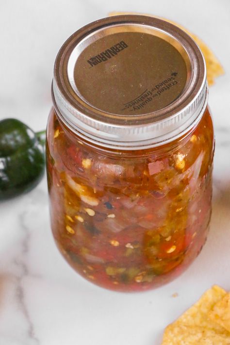 Pablano Pepper Salsa Recipe, Red Poblano Pepper Recipes, Poblano Pepper Jelly Recipe, Pablano Pepper Canning Recipes, Plabano Pepper Recipes, Plabano Pepper Recipe, Poblano Pepper Salsa, Poblano Salsa Recipe, Pablano Pepper Recipe