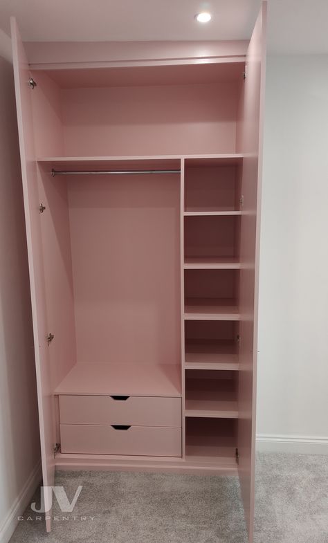 Wardrobe Idea For Small Room, Shelves For Clothes In Bedroom, Wardrobe Design Bedroom Small Space, Built In Wardrobe Shelving Ideas, Woredrobe Designs Small, Pink Wardrobe Bedroom Closet Ideas, Small Wodrob Design Bedroom, Small Wordroab Design, Closet Design Ideas Small