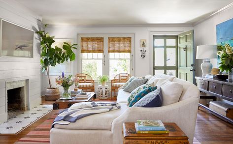 This Century-Old Bungalow Gets a Stylish Transformation | Southern Living 1920s Bungalow Interior, La Bungalow Interiors, Florida Bungalow Interior, Cute Beach Bungalow, Small Bungalow Living Room Layout, Bungalow Style House Interior, California Cottage Living Room, 1940s Bungalow Living Room, Southern Bungalow Interior